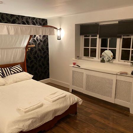 The Raven Suite Henley-on-Thames Bagian luar foto