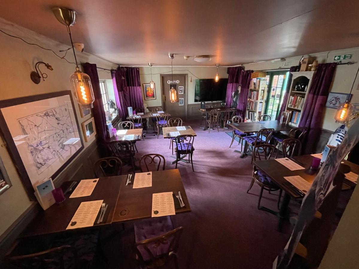 The Raven Suite Henley-on-Thames Bagian luar foto